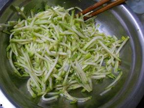 吃煎瓜托嗳气,揭秘嗳气背后的美食奥秘