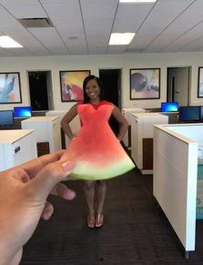 吃瓜拍照姿势男生,解锁男生吃瓜拍照的潮流姿势